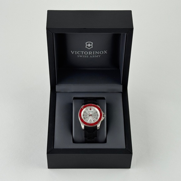 Victorinox Swiss Army Maverick Silver Dial SS Quartz Ladies Watch 241484 - Picture 1 of 9